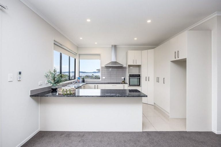 Photo of property in 12 Ariel Place, Snells Beach, 0920