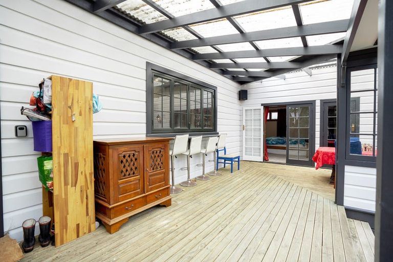 Photo of property in 54 Brightwater Terrace, Terrace End, Palmerston North, 4410