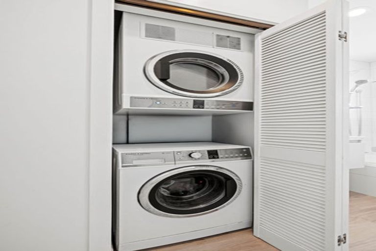 Photo of property in 3/82 Holly Road, St Albans, Christchurch, 8014