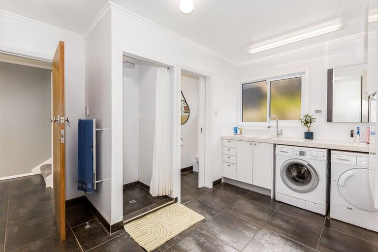 Photo of property in 7 Krishna Way, Khandallah, Wellington, 6035