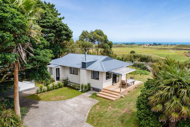 Photo of property in 6388 South Road, Pungarehu, Opunake, 4685