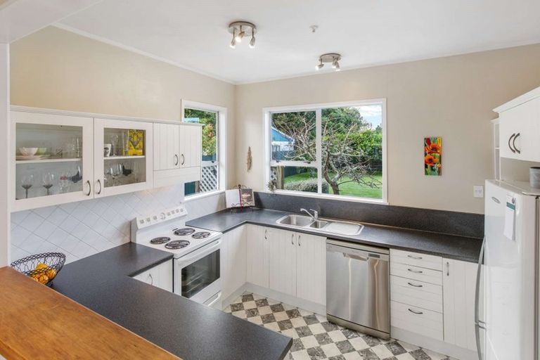 Photo of property in 1 Ngapuhi Street, Saint Johns Hill, Whanganui, 4501