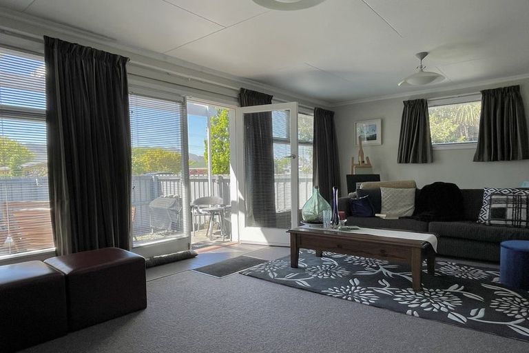 Photo of property in 77 Bledisloe Street, Kurow, 9435