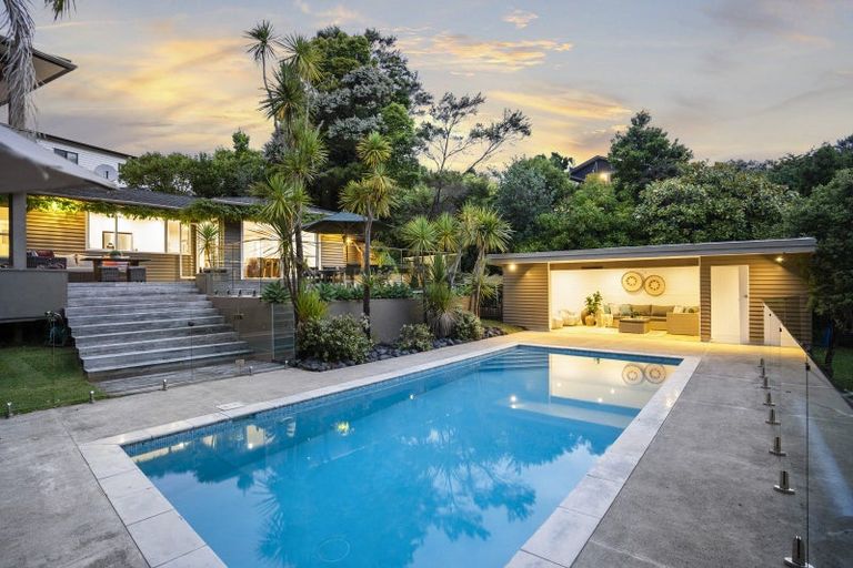 Photo of property in 14 Aberdeen Road, Campbells Bay, Auckland, 0620