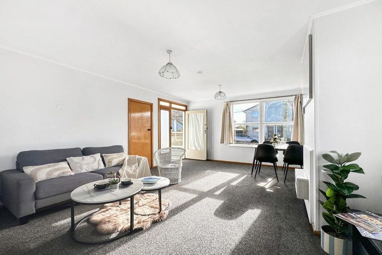 Photo of property in 32 Jollie Street, Linwood, Christchurch, 8062