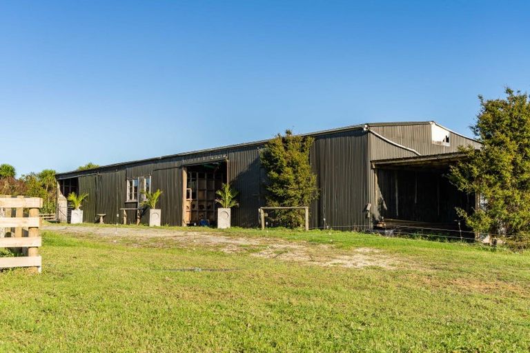 Photo of property in 168b Golden Stairs Road, Maungaturoto, 0589