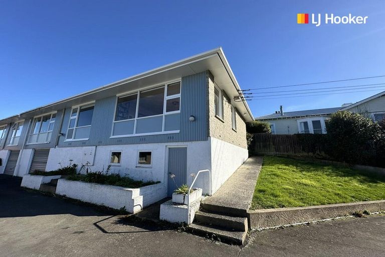 Photo of property in 92a Eglinton Road, Mornington, Dunedin, 9011