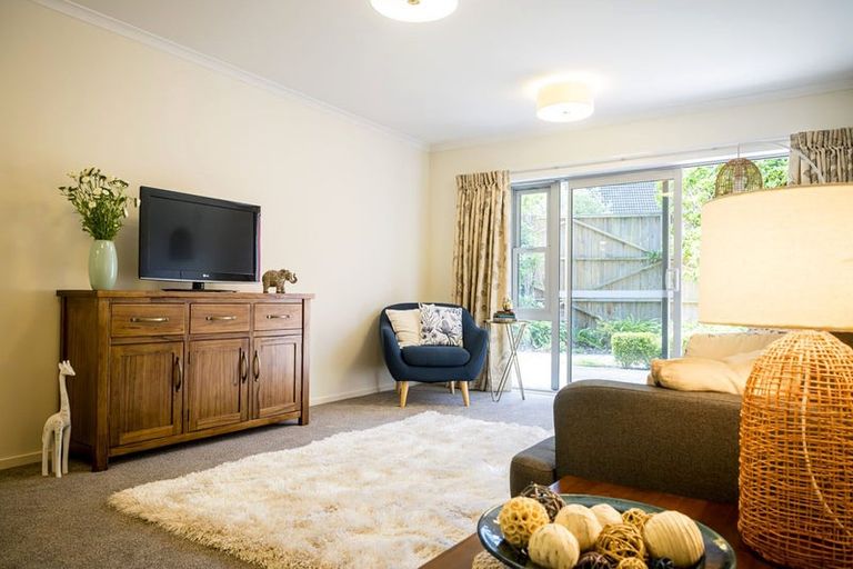 Photo of property in 29e Wai-iti Crescent, Woburn, Lower Hutt, 5010