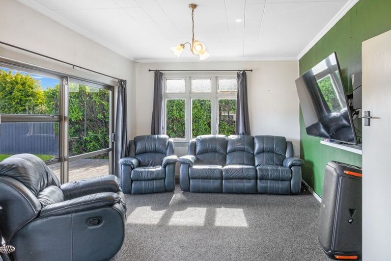 Photo of property in 15 Irving Street, Gore, 9710