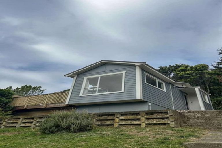 Photo of property in 80 Mana Esplanade, Paremata, Porirua, 5026