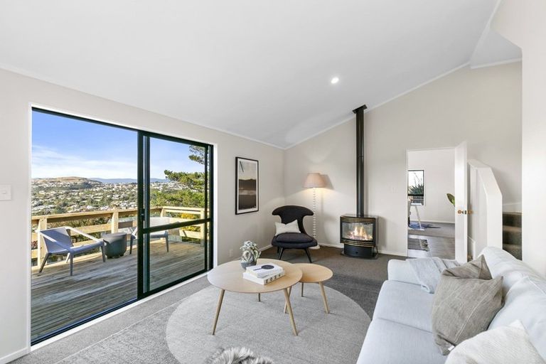 Photo of property in 10 Peter Button Place, Johnsonville, Wellington, 6037