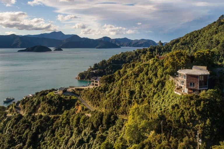 Photo of property in 9 Cooks Ridge, Waikawa, Picton, 7281