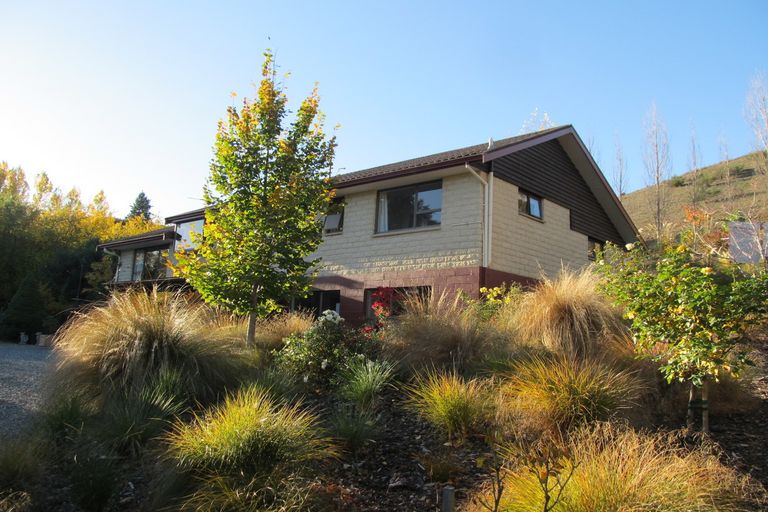 Photo of property in 38 Letts Gully Road, Letts Gully, Alexandra, 9393