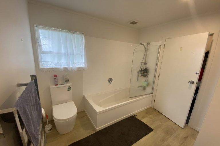 Photo of property in 16 Rodrigo Road, Kilbirnie, Wellington, 6022