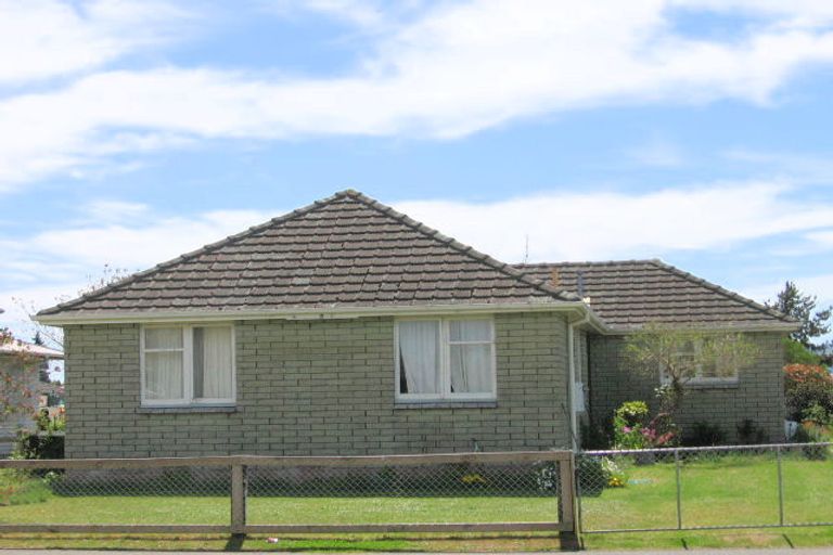 Photo of property in 12 Munro Street, Elgin, Gisborne, 4010