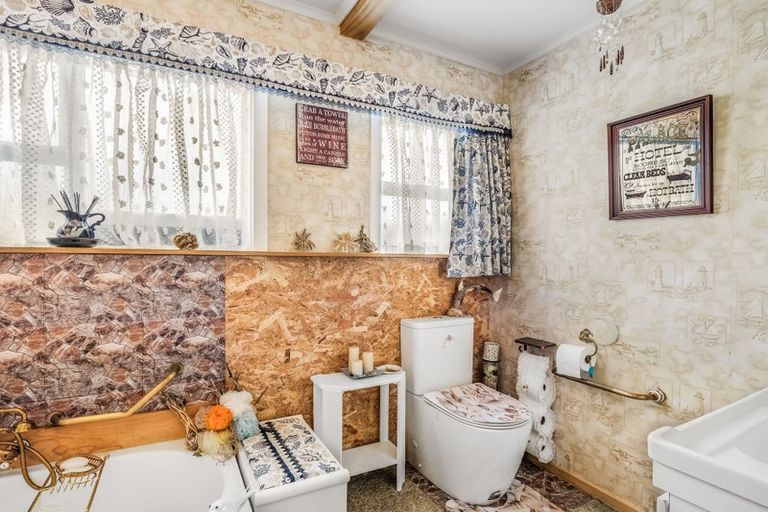 Photo of property in 36 Broadhead Avenue, Tawhero, Whanganui, 4501