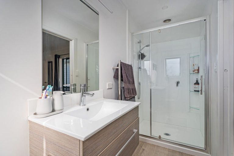 Photo of property in 31 Whitby Avenue, Whitianga, 3510