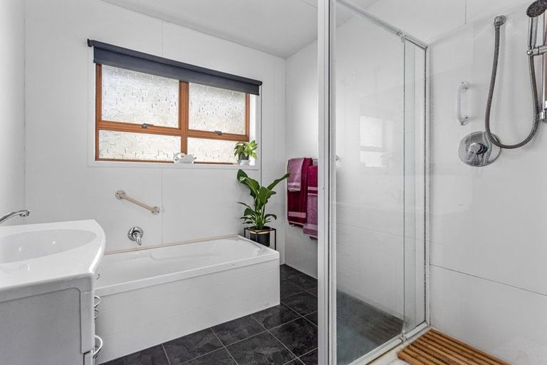 Photo of property in 66 Pakeha Street, Matata, Whakatane, 3194