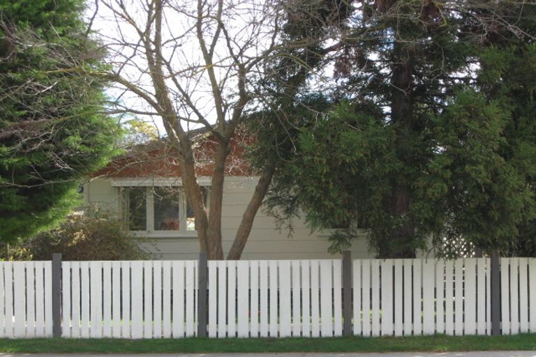 Photo of property in 39 Ferry Road, Clive, 4102