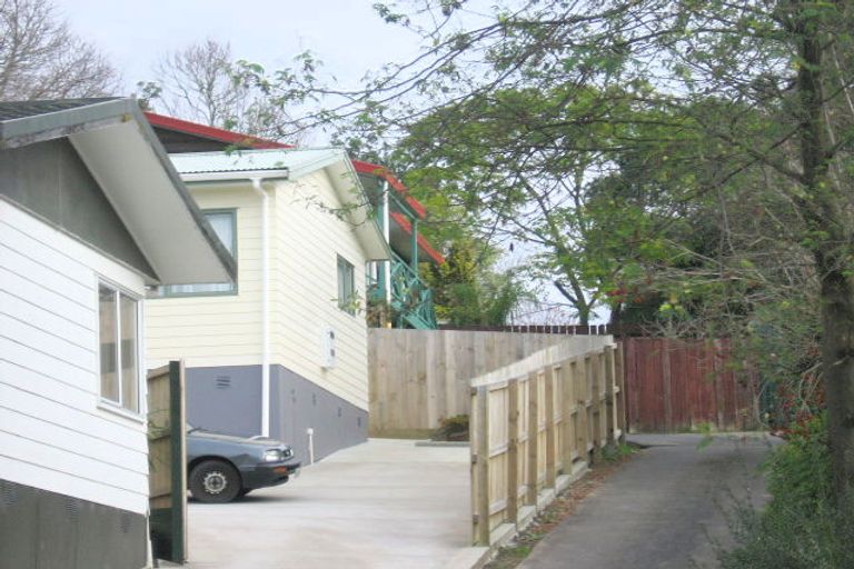 Photo of property in 14 Aldern Road, Massey, Auckland, 0614