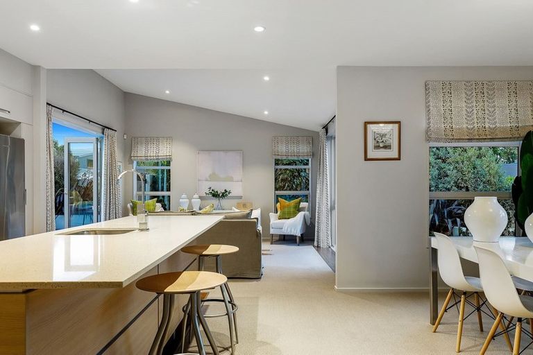 Photo of property in 2 John Campbell Crescent, Hillmorton, Christchurch, 8024