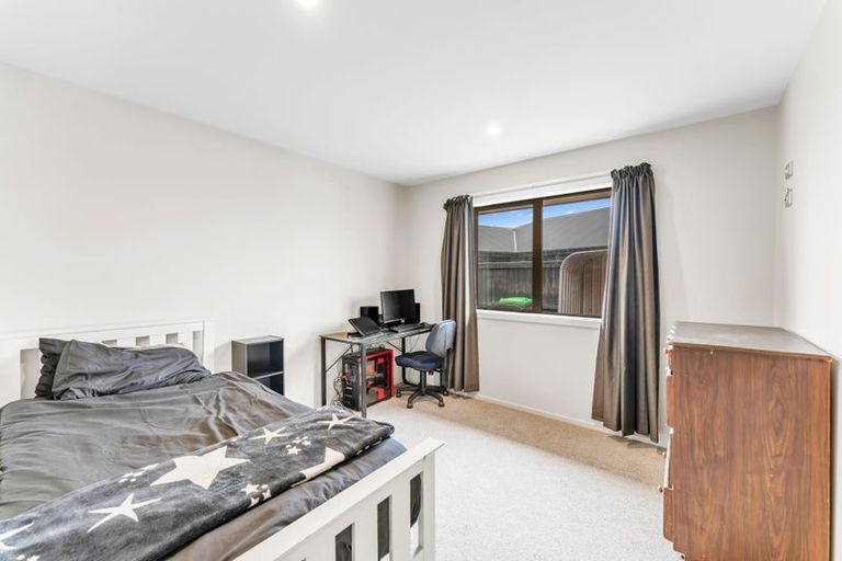 Photo of property in 71 Beaumont Drive, Rolleston, 7614