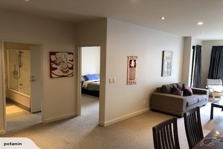 Photo of property in Kate Sheppard Apartments, 4h/42 Molesworth Street, Thorndon, Wellington, 6011