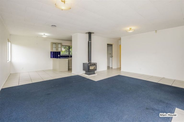 Photo of property in 6 Rhine Place, Weymouth, Auckland, 2103