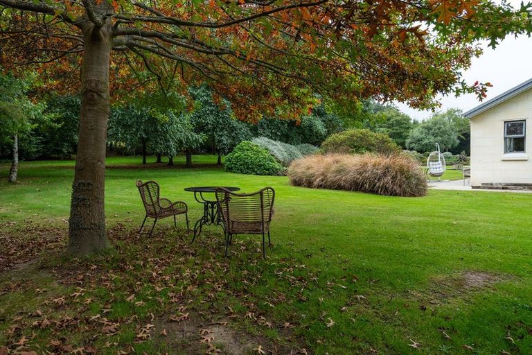 Photo of property in 32 Tirohanga Road, North Taieri, Mosgiel, 9092