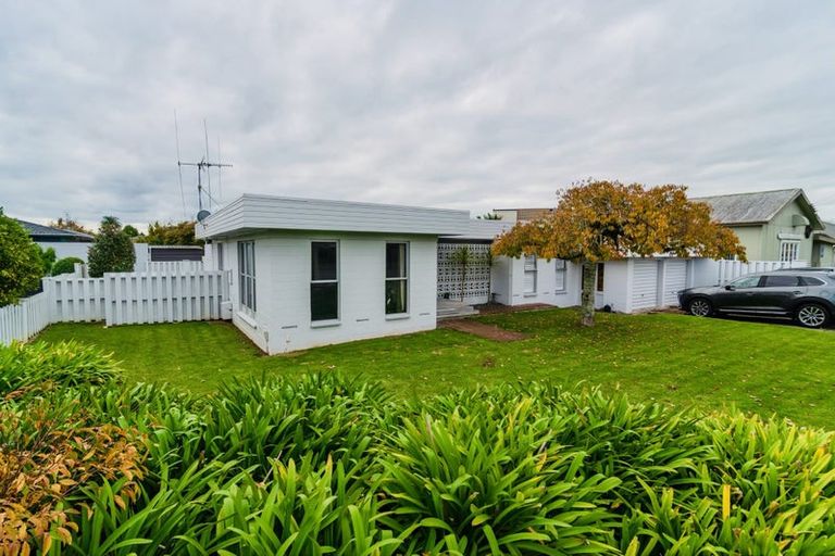 Photo of property in 10 Storey Avenue, Forest Lake, Hamilton, 3200