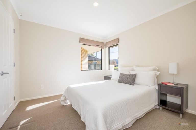 Photo of property in 24 Pinehill Crescent, Trentham, Upper Hutt, 5018