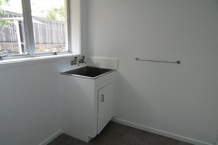 Photo of property in 2/3 Patterson Street, Sandringham, Auckland, 1041