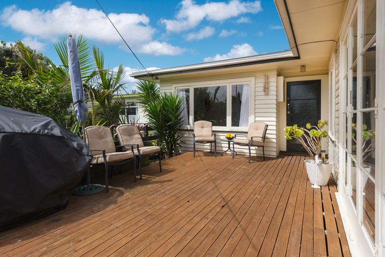 Photo of property in 1/450 Great South Road, Opaheke, Papakura, 2113