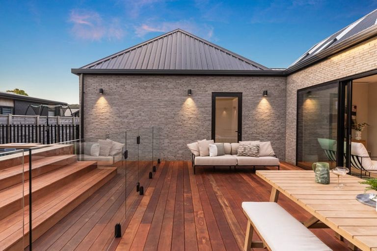 Photo of property in 21 William Gilbert Drive, Mangawhai, 0505