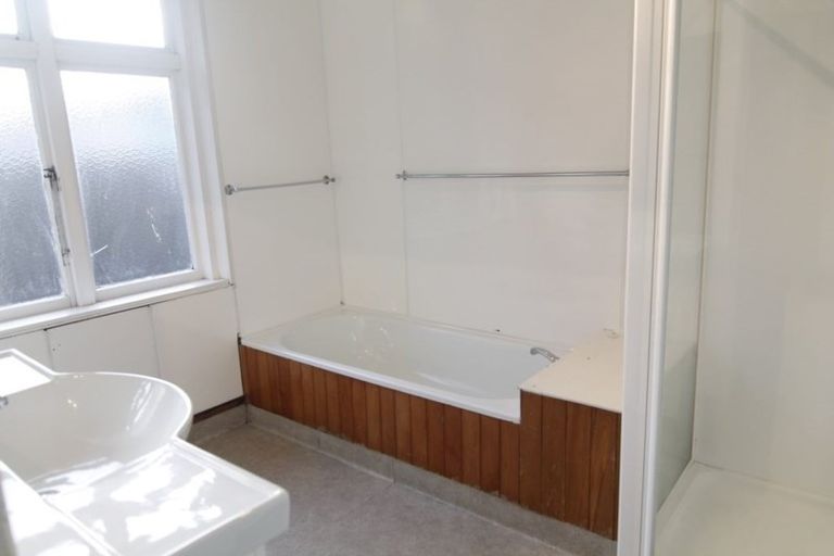 Photo of property in 99 Momorangi Crescent, Redwood, Christchurch, 8051