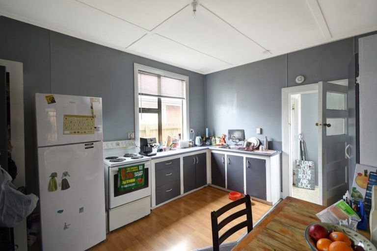 Photo of property in 28 Surrey Street, Caversham, Dunedin, 9012