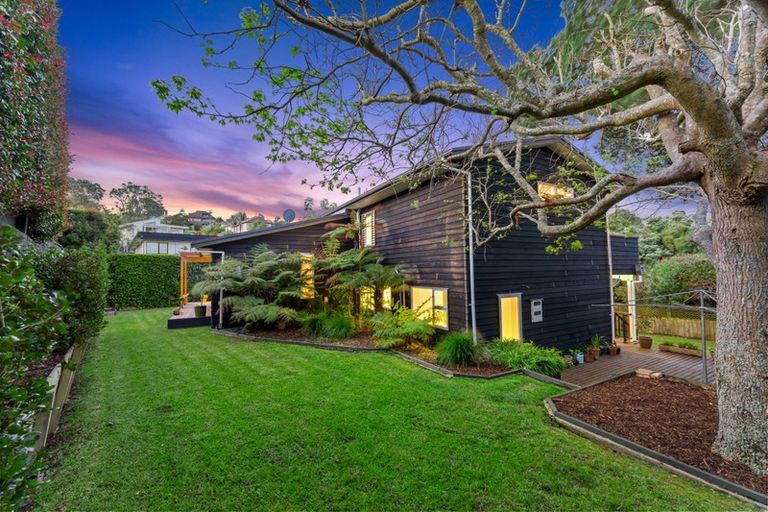 Photo of property in 99 Churchill Road, Murrays Bay, Auckland, 0630