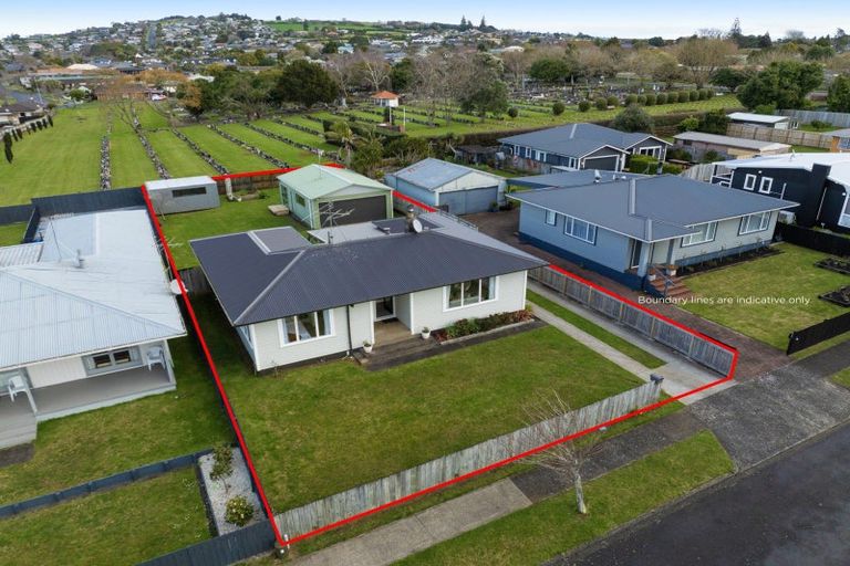 Photo of property in 18 Russell Avenue, Pukekohe, 2120
