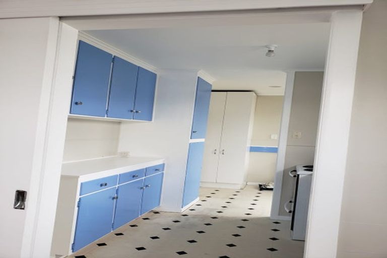 Photo of property in 21 Tairere Crescent, Rosehill, Papakura, 2113