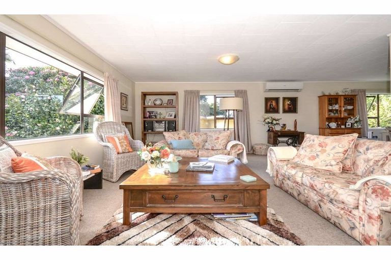 Photo of property in 1 Tasman Place, Kerikeri, 0230