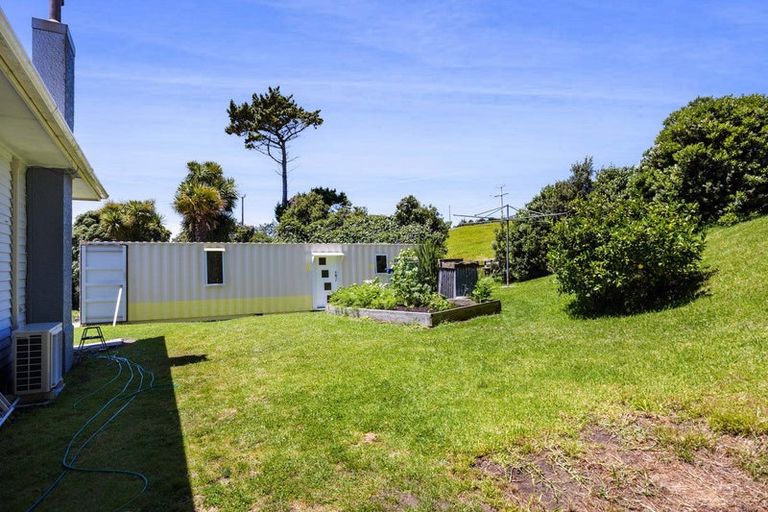 Photo of property in 15 Norfolk Street, Patea, 4520