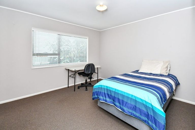 Photo of property in 13b Youngs Road, Papakura, 2110