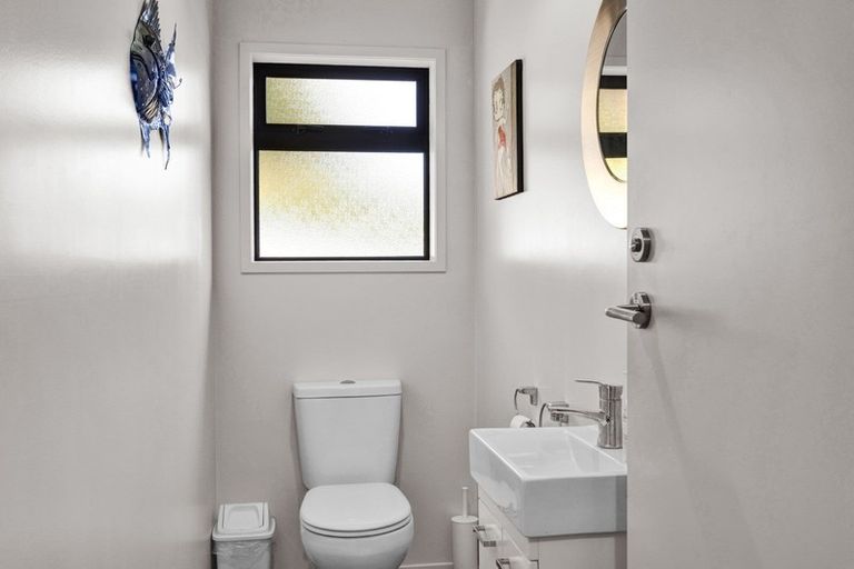 Photo of property in 26b Darwin Crescent, Spotswood, New Plymouth, 4310