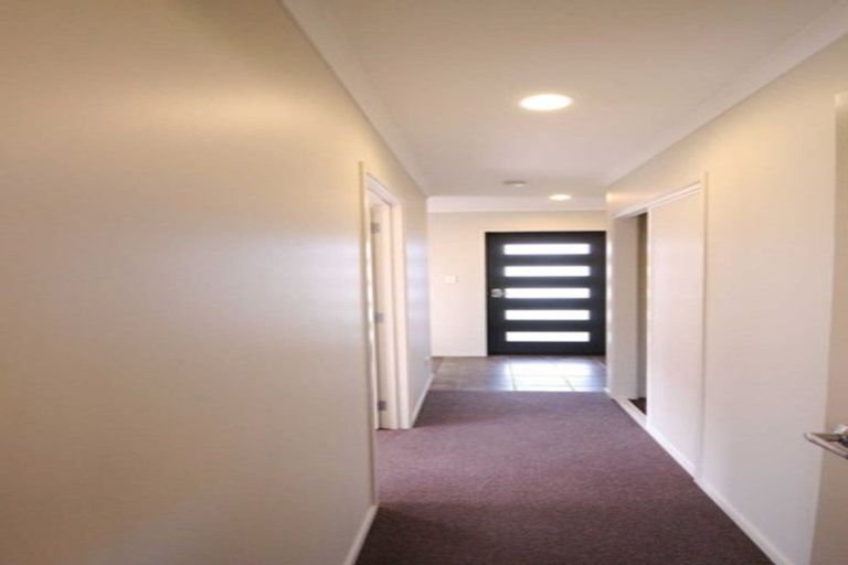 Photo of property in 35 Pakohe Street, Pegasus, 7612