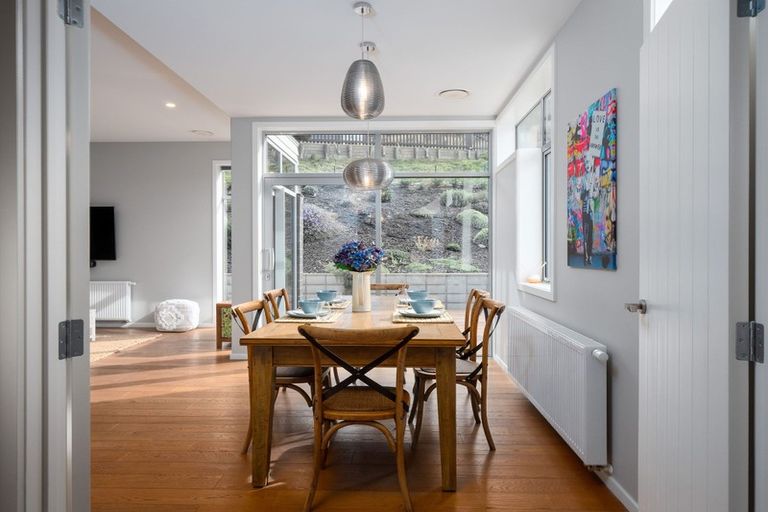 Photo of property in 12 Morepork Way, Arthurs Point, Queenstown, 9371