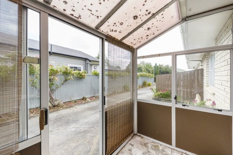 Photo of property in 2/364 Featherston Street, Palmerston North, 4414