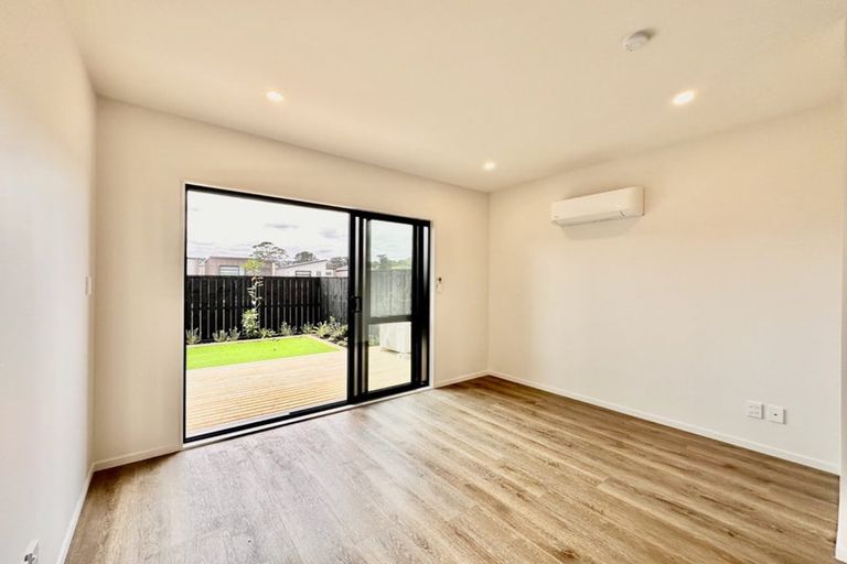 Photo of property in 11 Kiato Lane, Flat Bush, Auckland, 2019