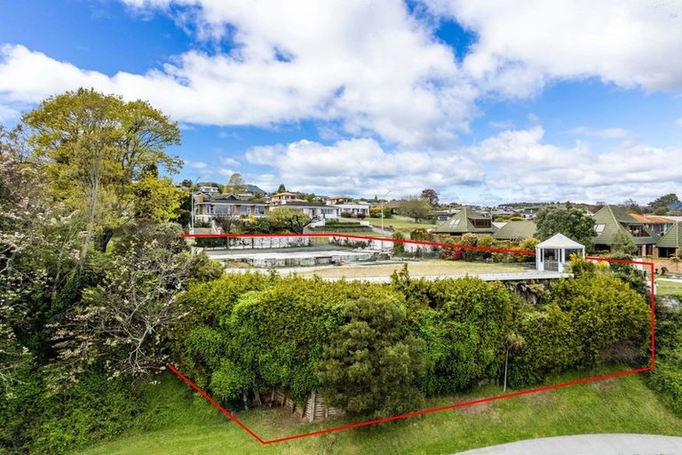 Photo of property in 159 Lake Terrace, Hilltop, Taupo, 3330