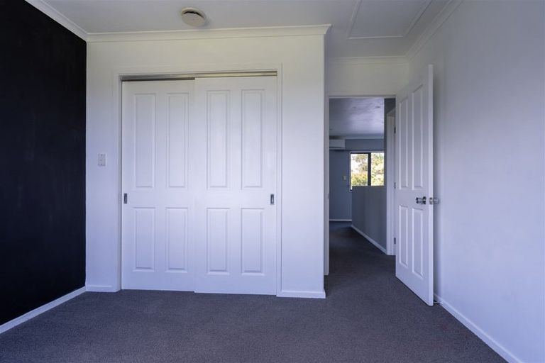 Photo of property in 42 Piwakawaka Rise, Karetu, 0283