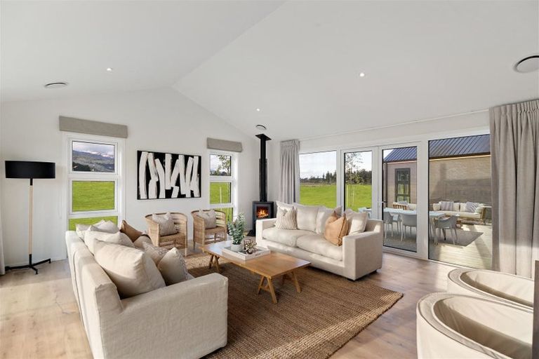 Photo of property in 77 Stone Drive, Cromwell, 9384